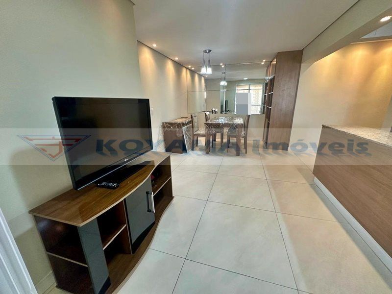 Apartamento à venda com 2 quartos, 65m² - Foto 7