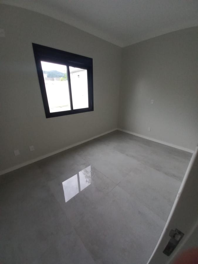 Casa à venda com 3 quartos, 360m² - Foto 12