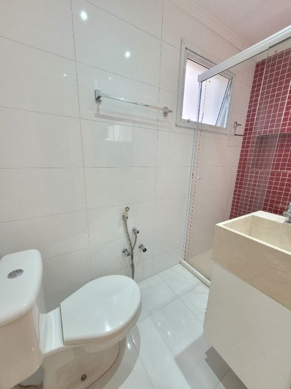 Apartamento para alugar com 2 quartos, 76m² - Foto 17