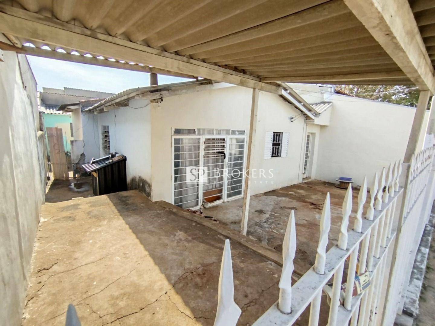 Casa à venda com 2 quartos, 65m² - Foto 4
