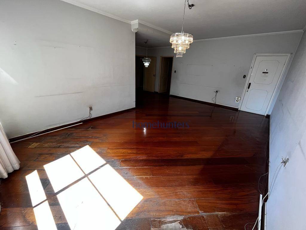 Apartamento à venda com 3 quartos, 157m² - Foto 15