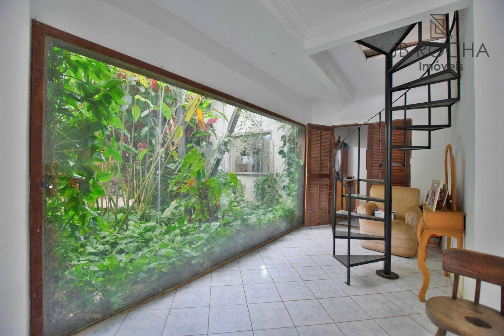 Casa de Condomínio à venda com 3 quartos, 496m² - Foto 1