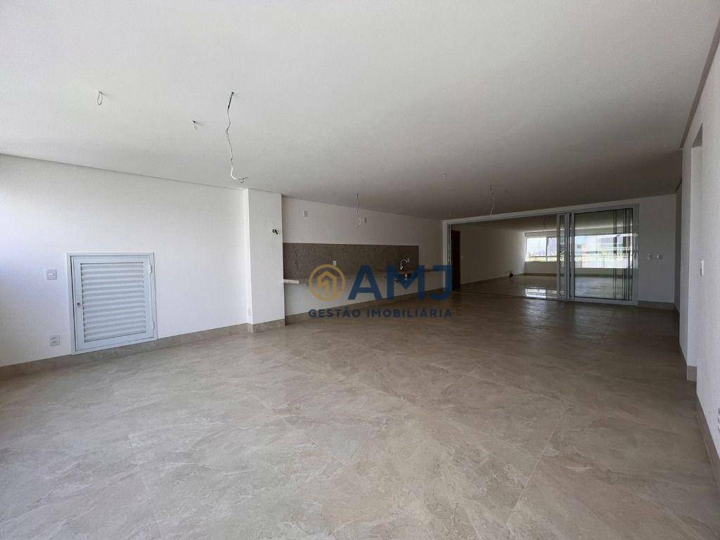 Apartamento à venda com 4 quartos, 256m² - Foto 13