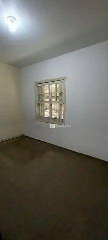 Apartamento à venda com 2 quartos, 66m² - Foto 31