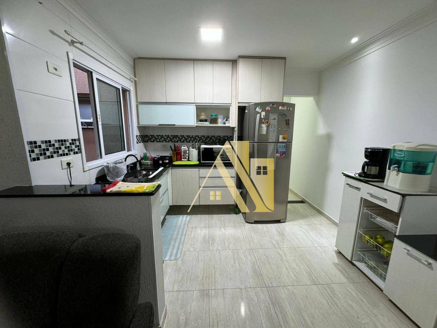 Cobertura à venda com 2 quartos, 90m² - Foto 4