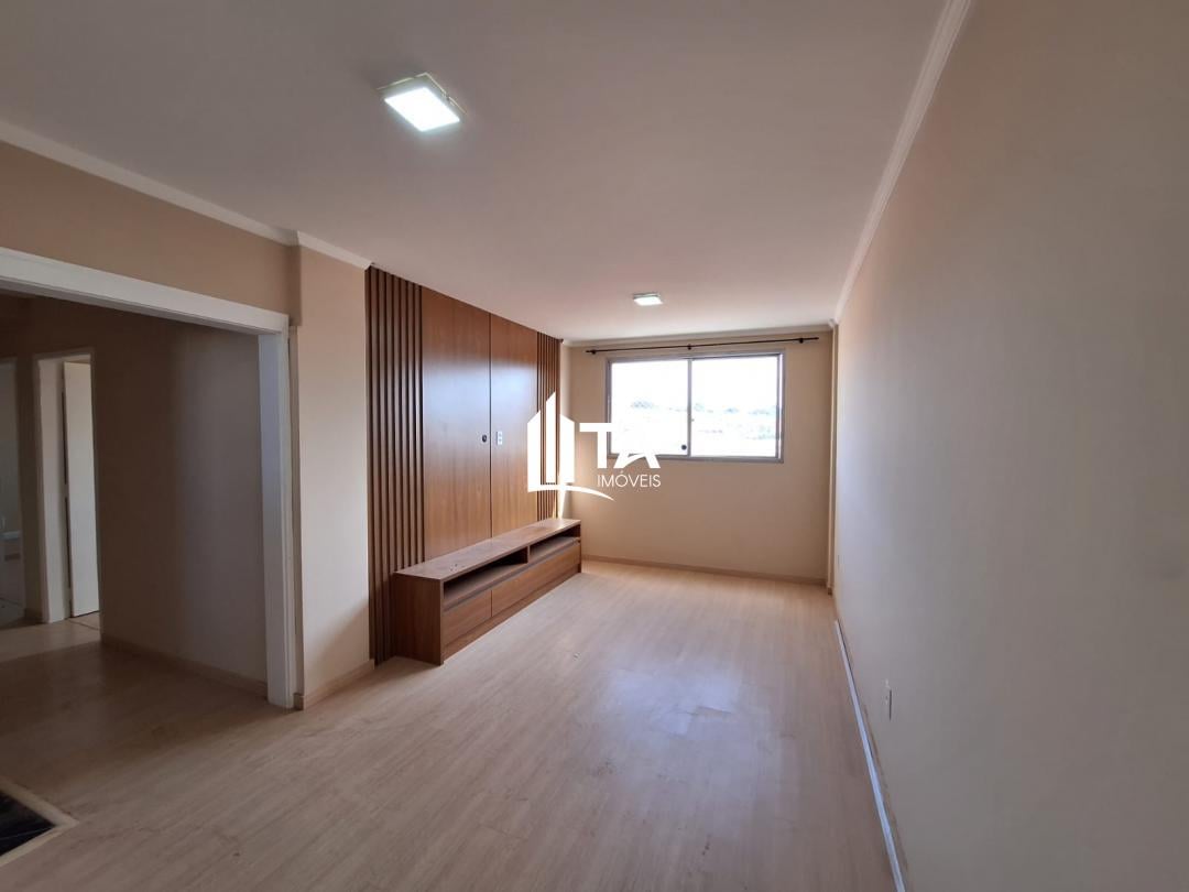 Apartamento à venda com 2 quartos, 78m² - Foto 2