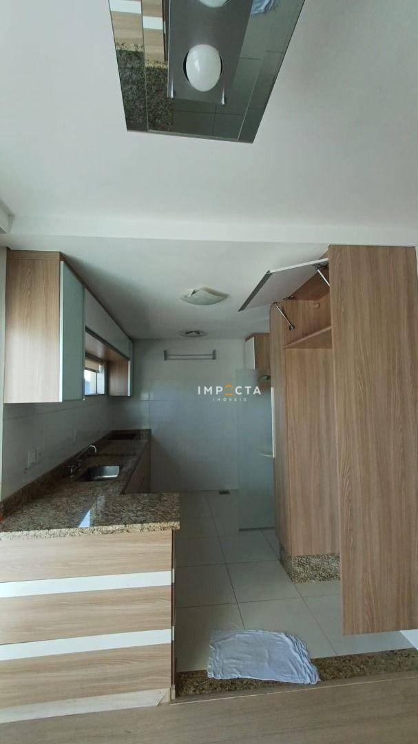 Apartamento para alugar com 3 quartos, 78m² - Foto 13