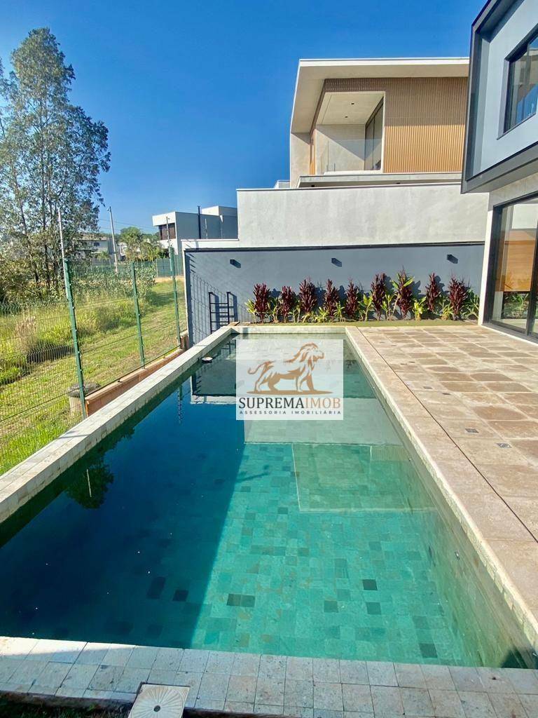 Casa de Condomínio à venda com 4 quartos, 355m² - Foto 2