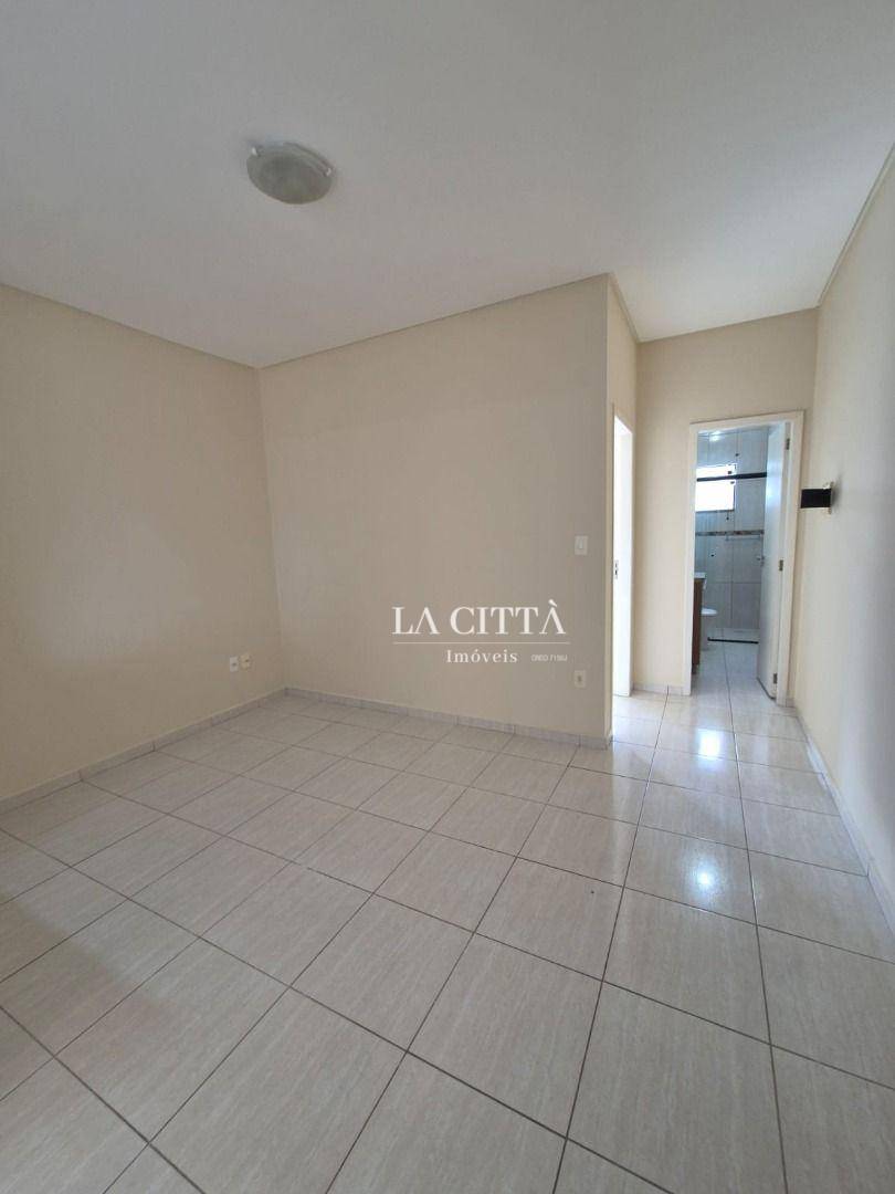 Apartamento para alugar com 1 quarto, 50m² - Foto 5