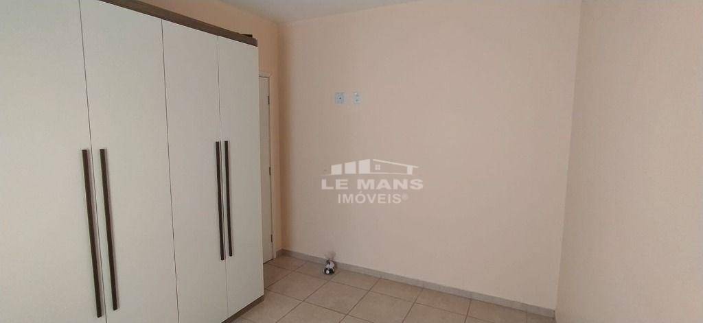 Apartamento à venda com 2 quartos, 45m² - Foto 9