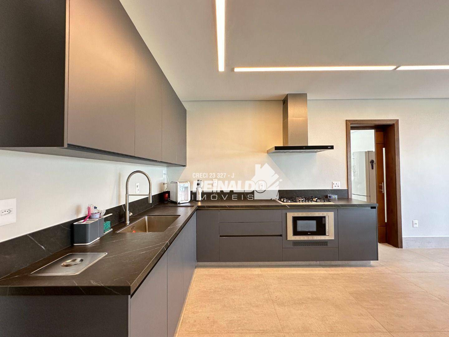 Casa de Condomínio à venda com 5 quartos, 670m² - Foto 38