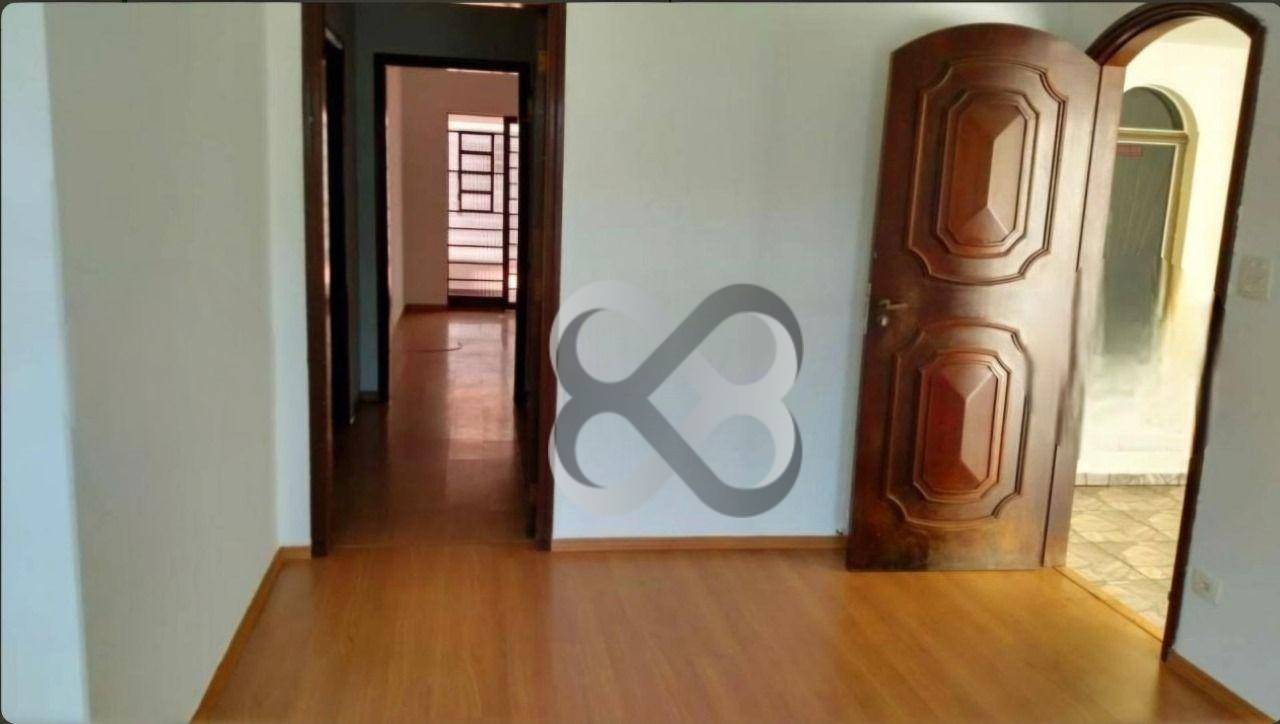 Casa à venda com 3 quartos, 230m² - Foto 5