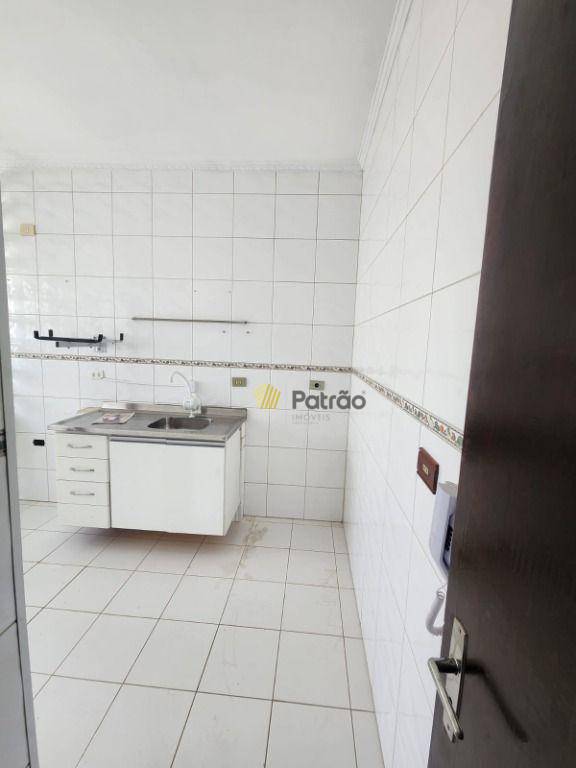 Apartamento à venda e aluguel com 3 quartos, 80m² - Foto 8