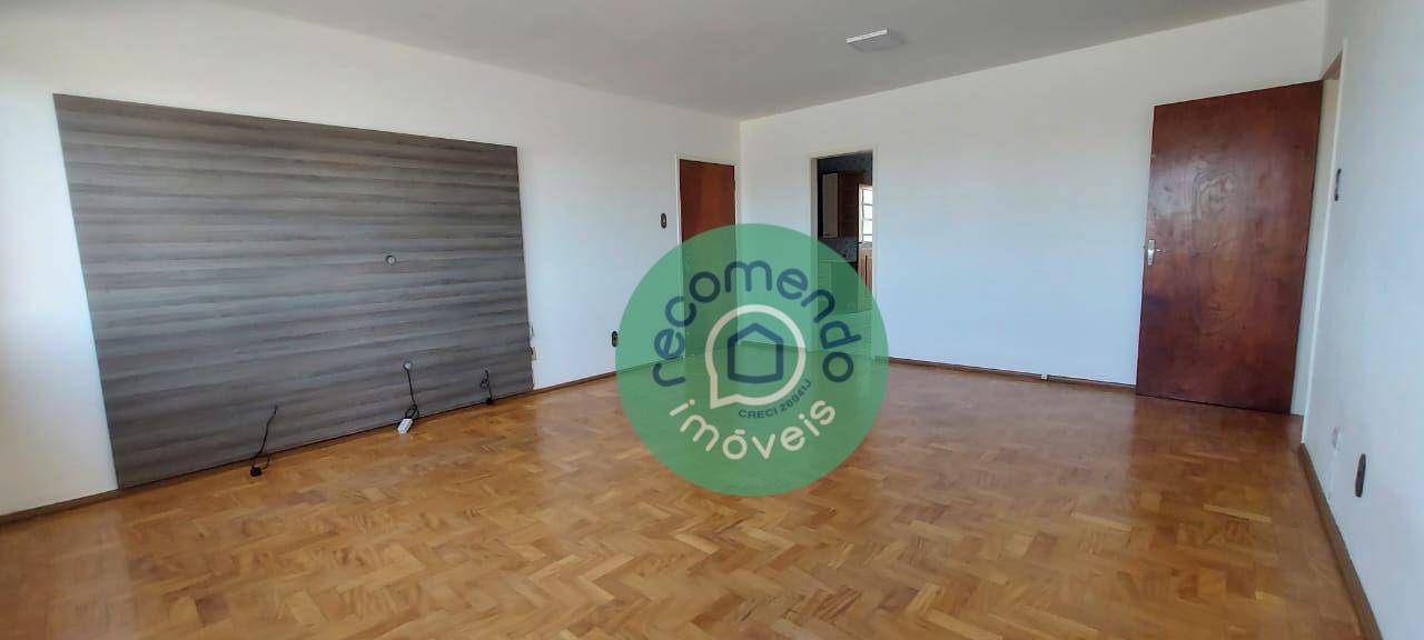 Apartamento à venda com 3 quartos, 113m² - Foto 8