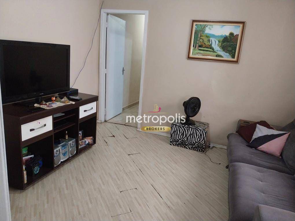 Casa à venda com 2 quartos, 100m² - Foto 1