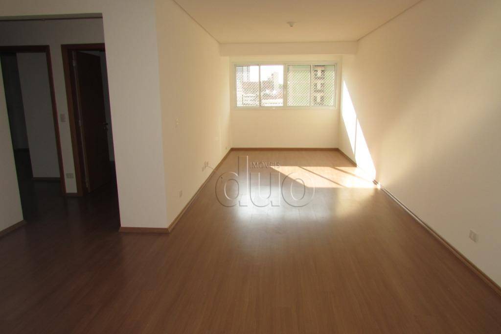 Apartamento à venda com 3 quartos, 113m² - Foto 2