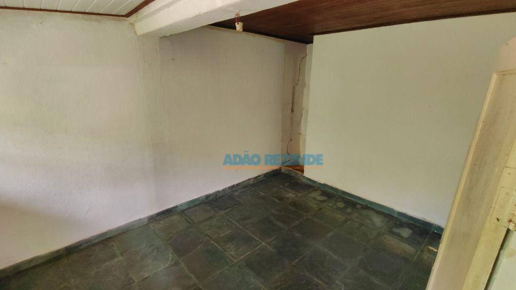 Casa à venda com 4 quartos, 327m² - Foto 8