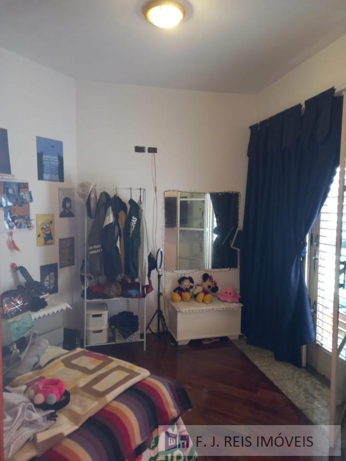 Sobrado à venda com 4 quartos, 250m² - Foto 12