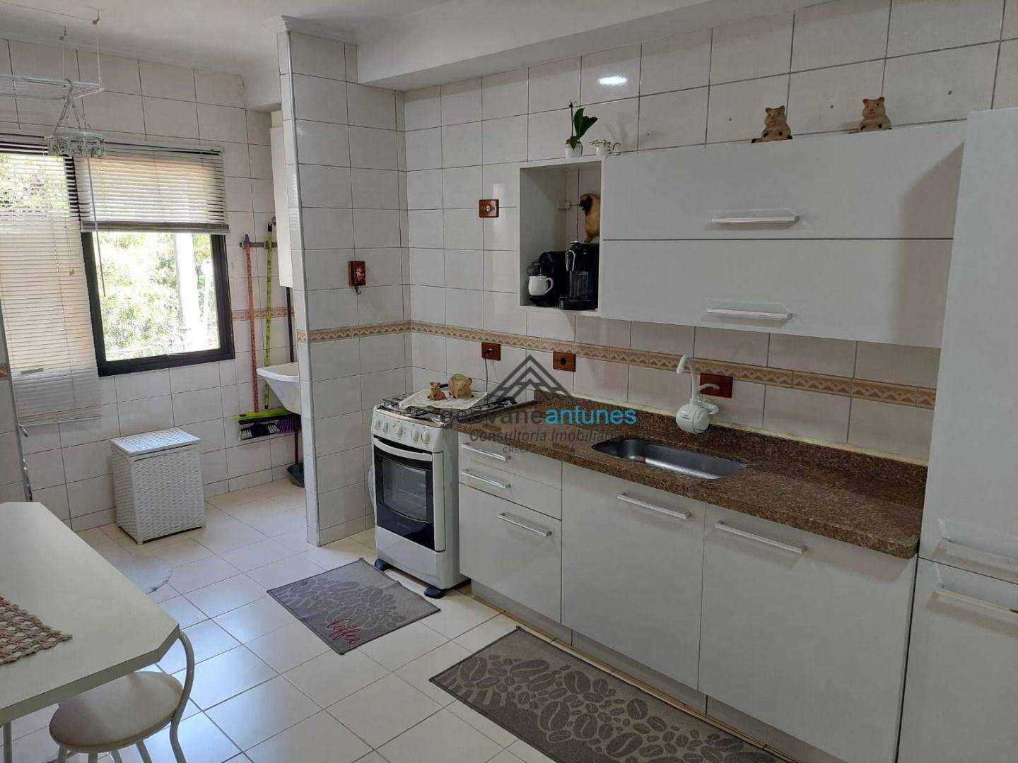 Apartamento à venda com 2 quartos, 63m² - Foto 5