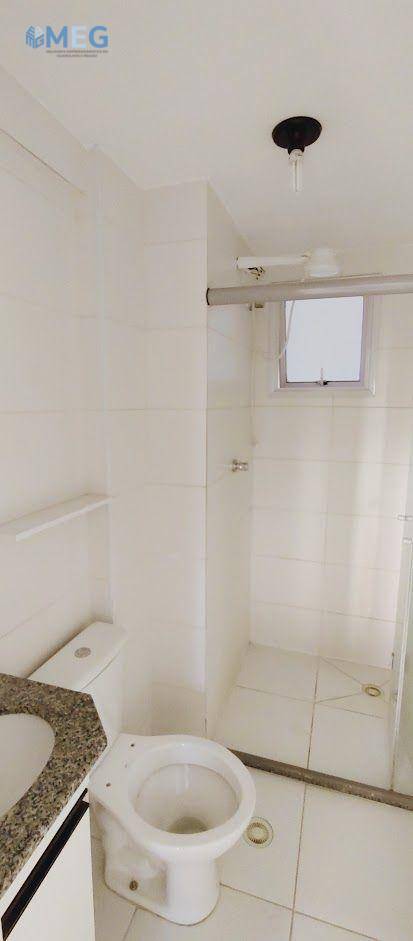 Apartamento para alugar com 3 quartos, 72m² - Foto 9