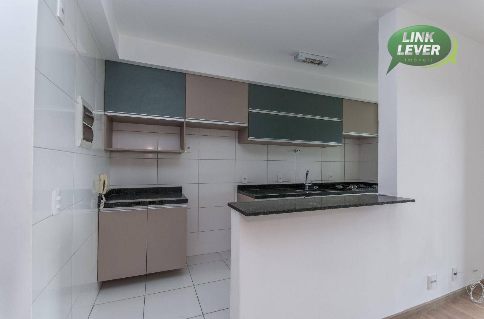 Apartamento para alugar com 2 quartos, 65m² - Foto 32