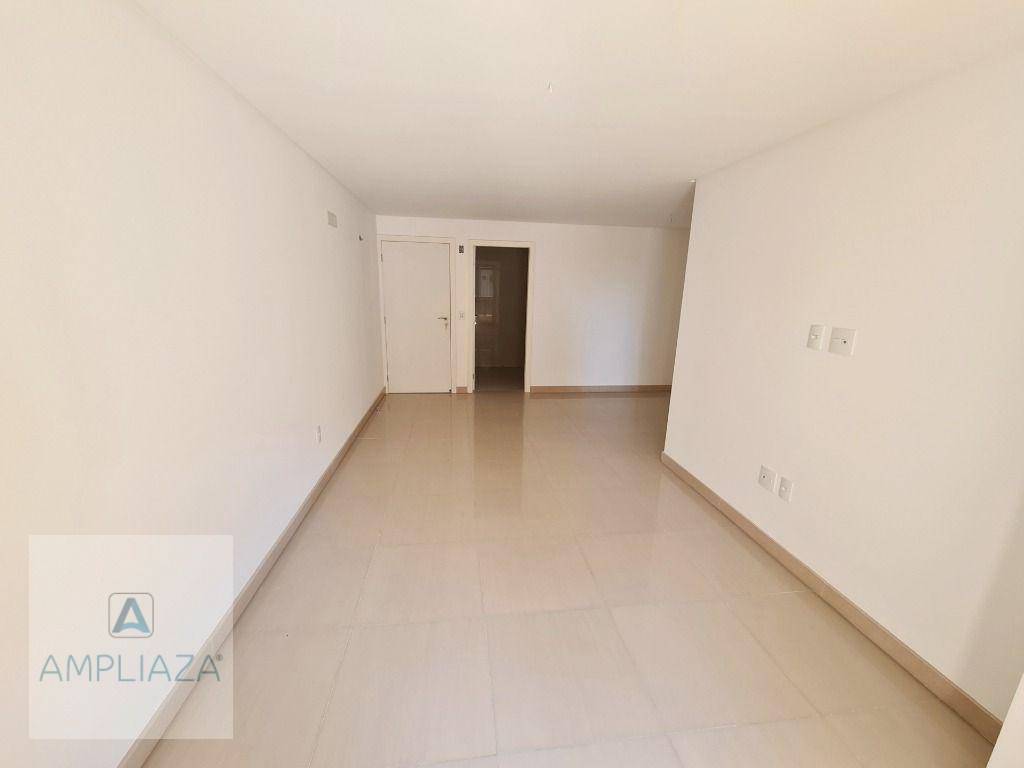 Apartamento à venda com 3 quartos, 113m² - Foto 9