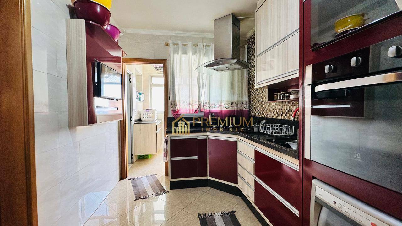 Apartamento à venda com 4 quartos, 107m² - Foto 9