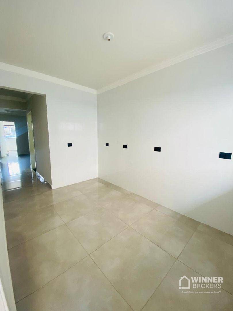 Casa à venda com 3 quartos, 76m² - Foto 8