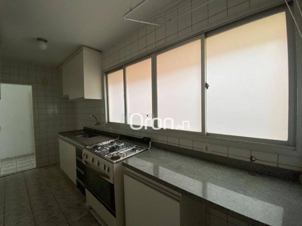 Apartamento à venda com 3 quartos, 76m² - Foto 2