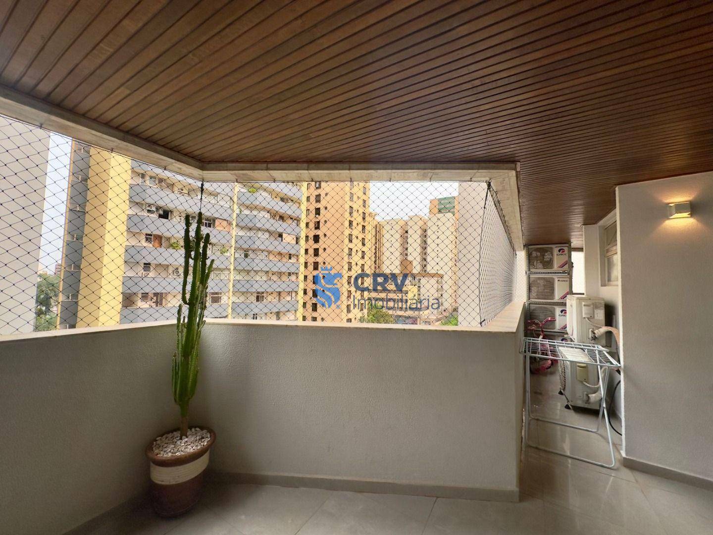 Apartamento à venda com 4 quartos, 232m² - Foto 6