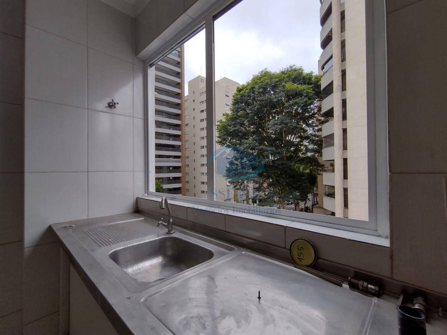 Apartamento para alugar com 3 quartos, 157m² - Foto 22