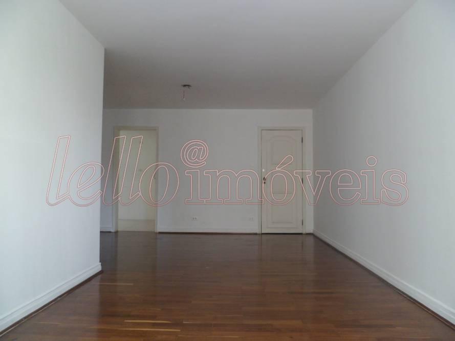 Apartamento para alugar com 3 quartos, 127m² - Foto 1