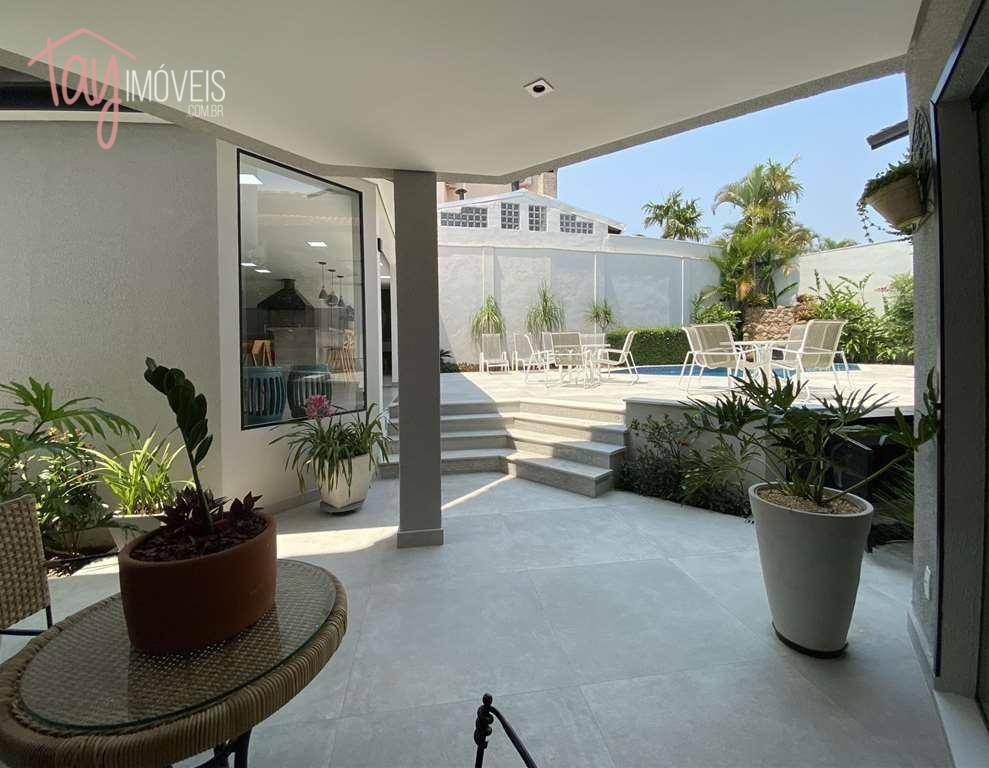 Casa à venda com 3 quartos, 570m² - Foto 16