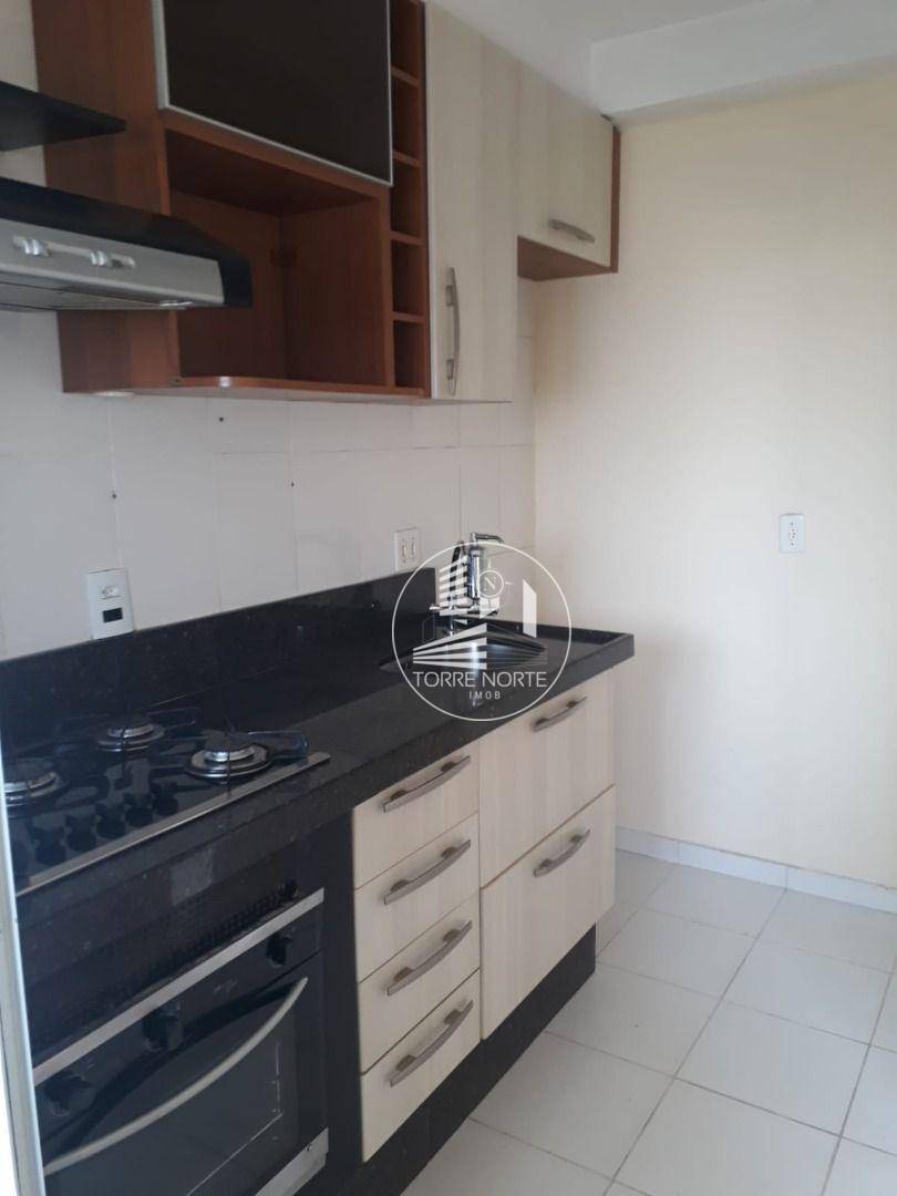 Apartamento à venda com 2 quartos, 44m² - Foto 9