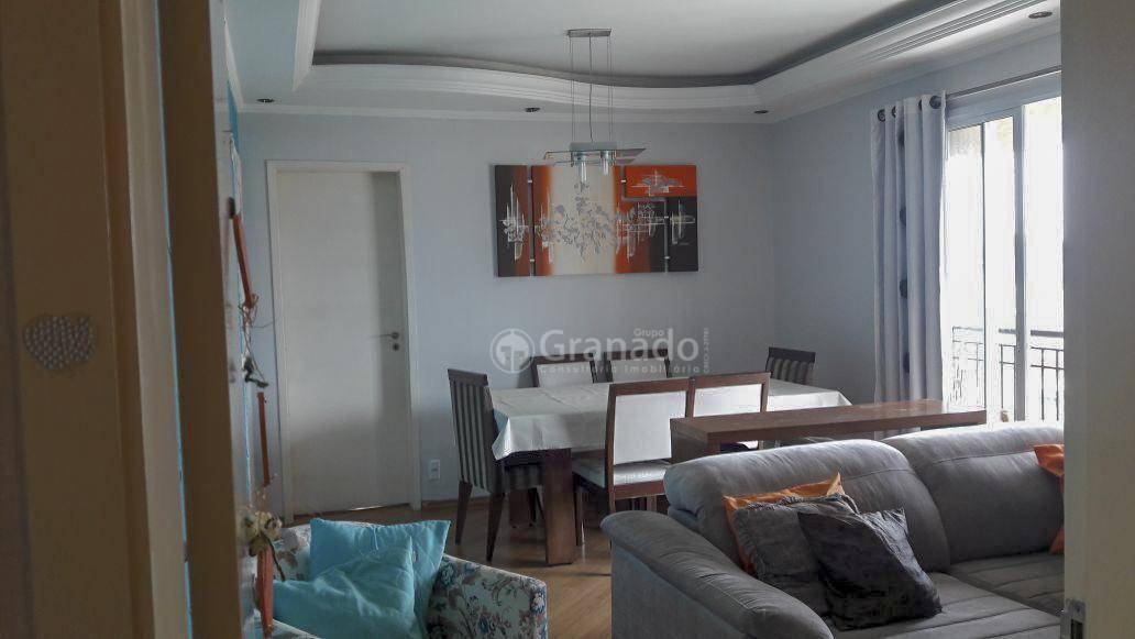 Apartamento à venda com 3 quartos, 93m² - Foto 1