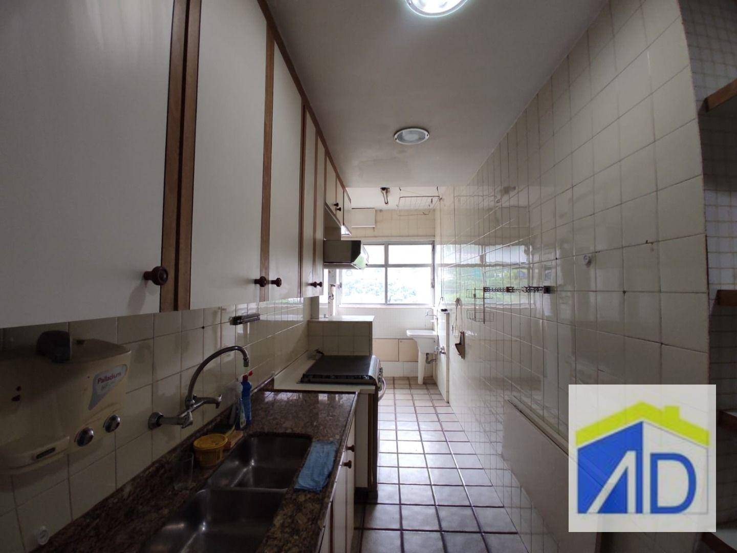 Apartamento à venda com 3 quartos, 135m² - Foto 44