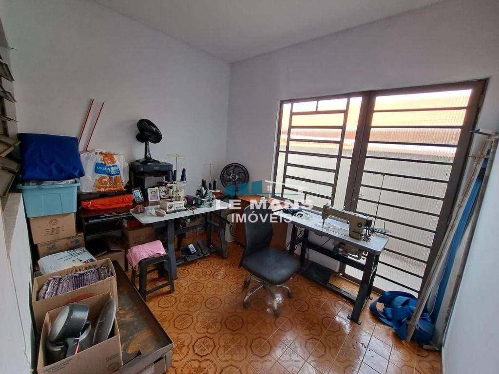 Casa à venda com 5 quartos, 160m² - Foto 9