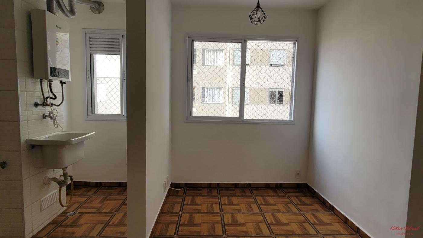 Apartamento à venda com 2 quartos, 33m² - Foto 3