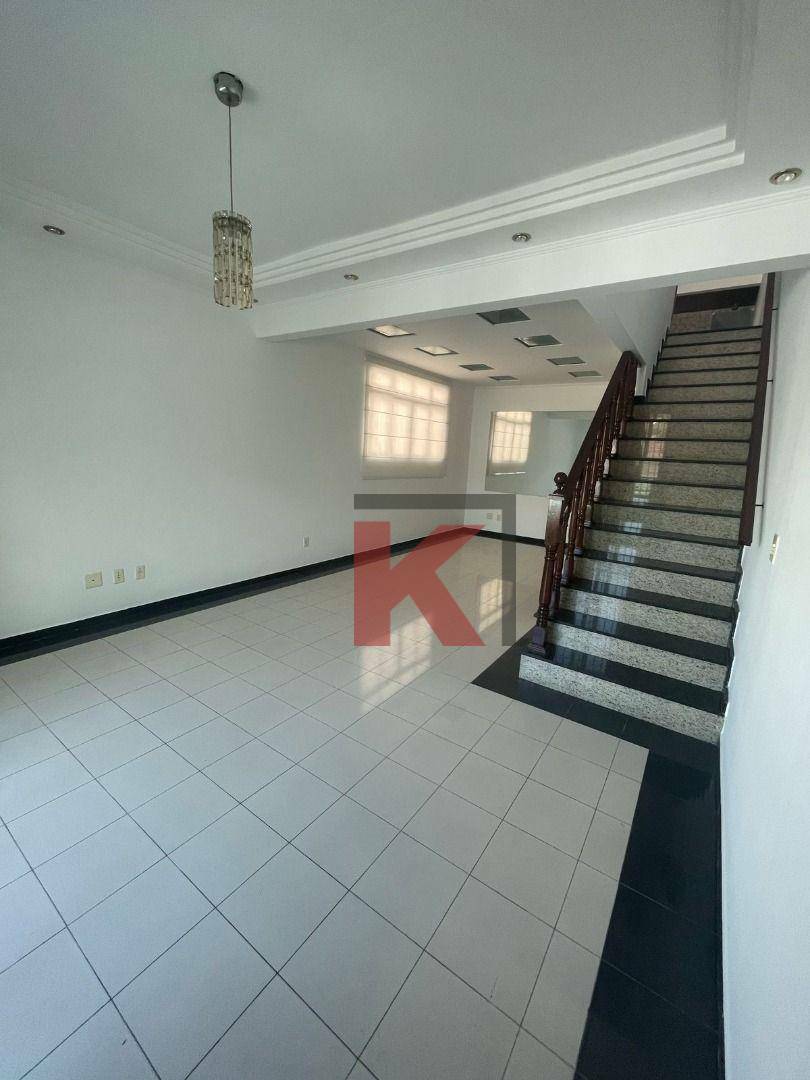 Casa de Condomínio à venda com 5 quartos, 192m² - Foto 18