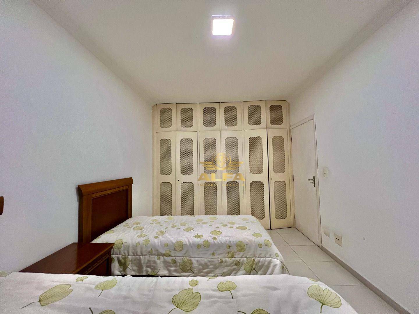 Apartamento à venda com 3 quartos, 185m² - Foto 15