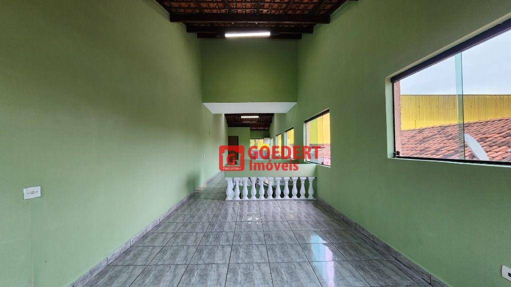 Sobrado à venda com 3 quartos, 220m² - Foto 34