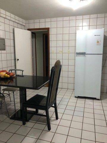 Apartamento à venda com 3 quartos, 159m² - Foto 5