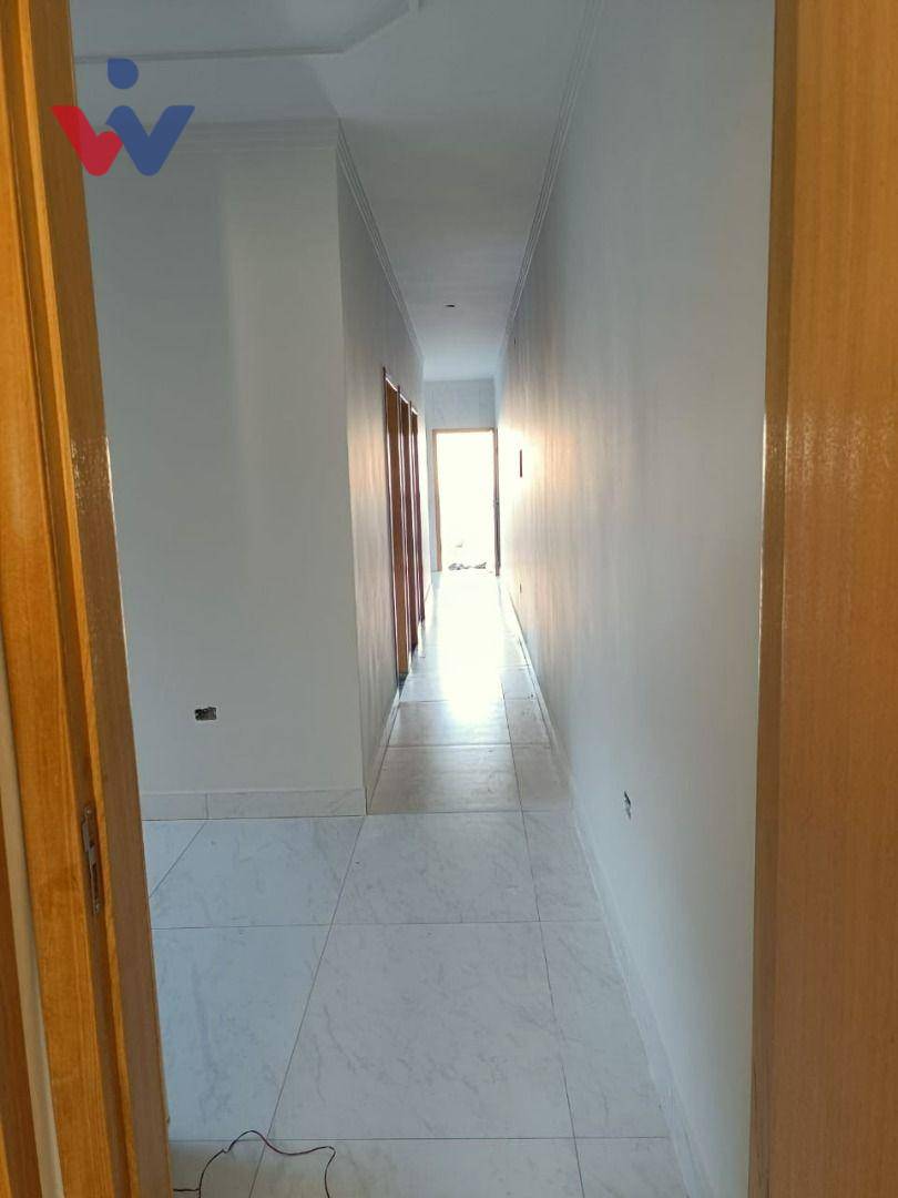 Casa à venda com 3 quartos, 90m² - Foto 17