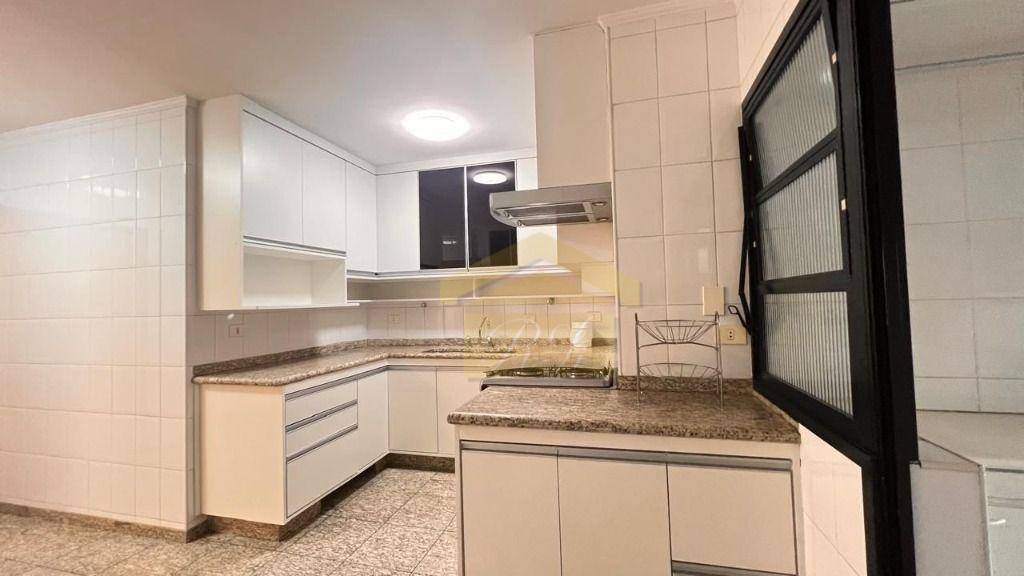 Apartamento à venda com 4 quartos, 127m² - Foto 3