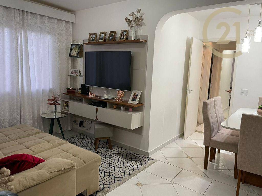 Apartamento à venda com 3 quartos, 82m² - Foto 1