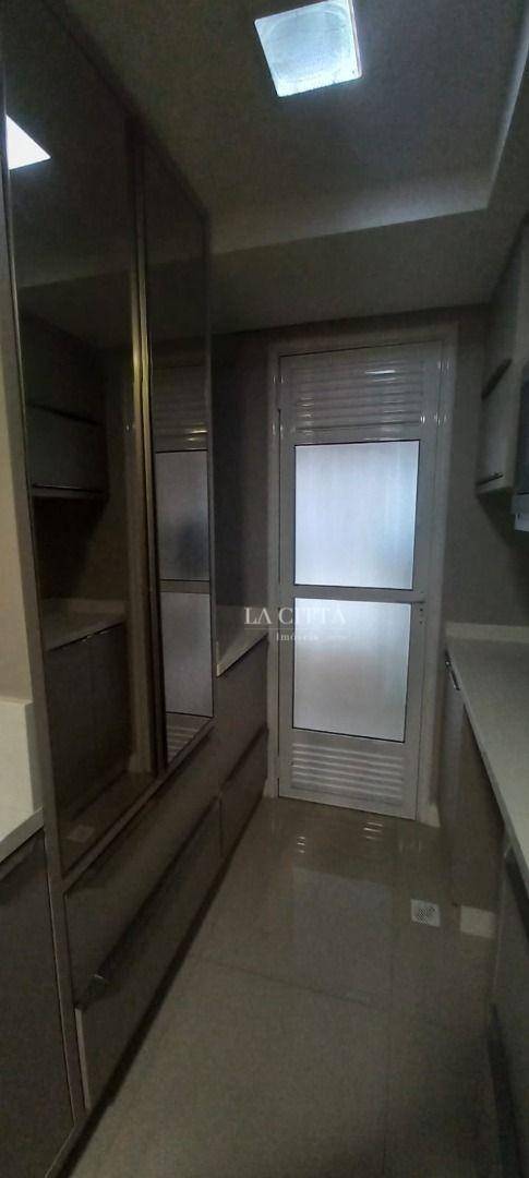 Apartamento para alugar com 2 quartos, 70m² - Foto 21