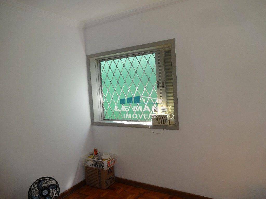 Casa à venda com 3 quartos, 183m² - Foto 11