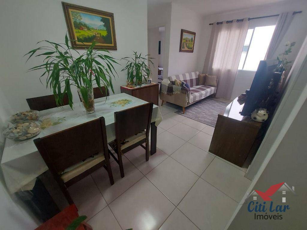 Apartamento à venda com 2 quartos, 44m² - Foto 2