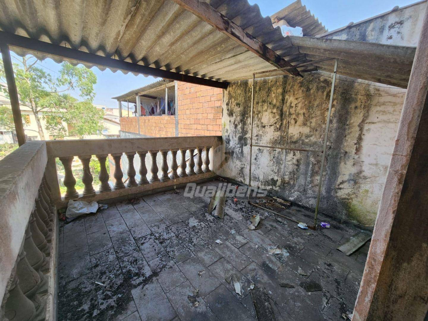 Sobrado à venda com 8 quartos, 350m² - Foto 14