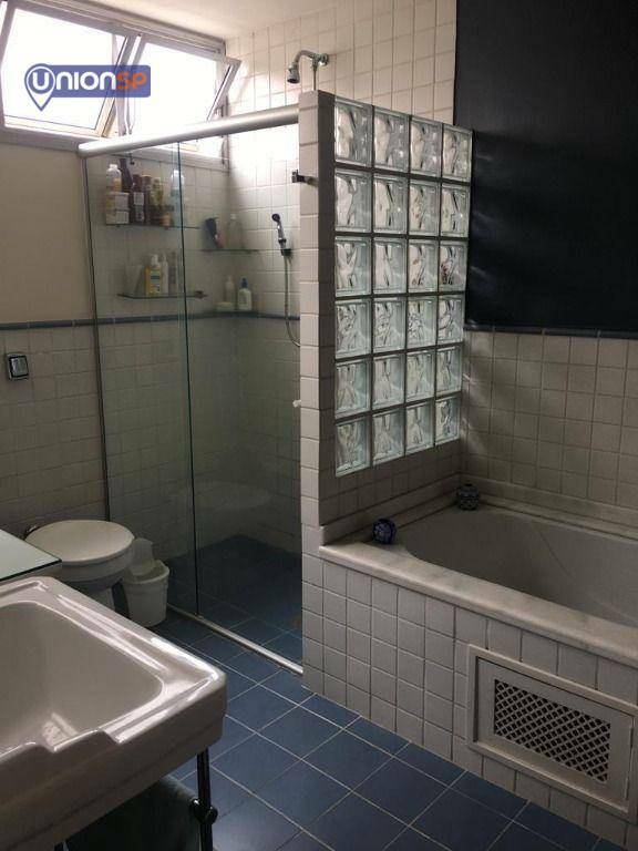 Apartamento à venda com 4 quartos, 245m² - Foto 19